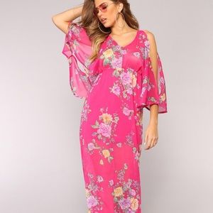 Floral maxi dress Fuchsia with slit arms